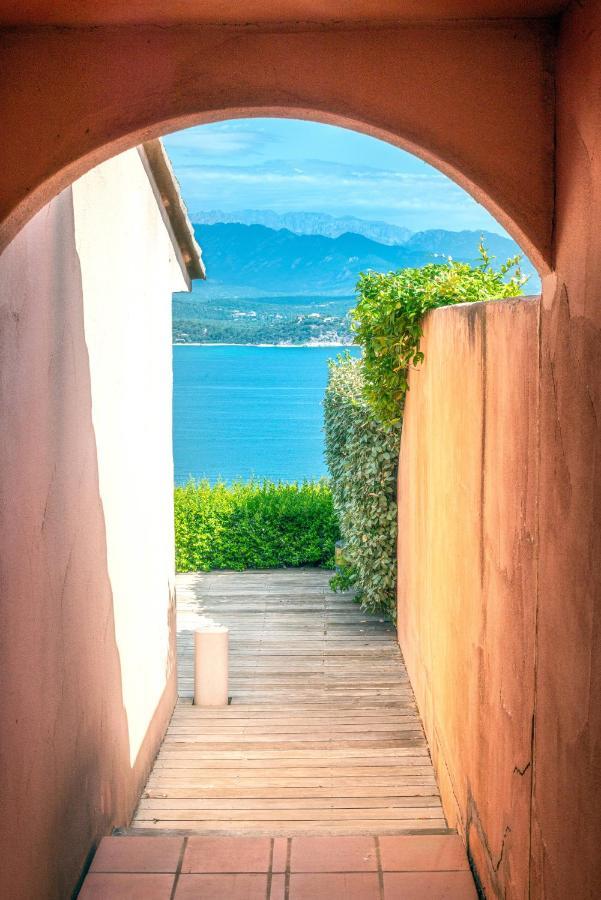 Villa Les Hauts De Pavellone