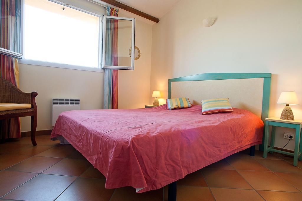 Villa Les Hauts De Pavellone *